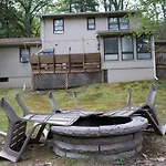 Racc00Ns Retreat