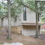Racc00Ns Retreat